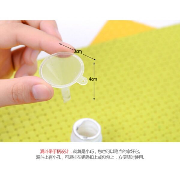 TINY FUNNEL - Image 2