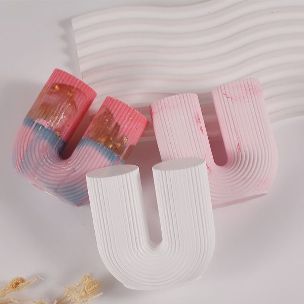 U Mold - Image 2