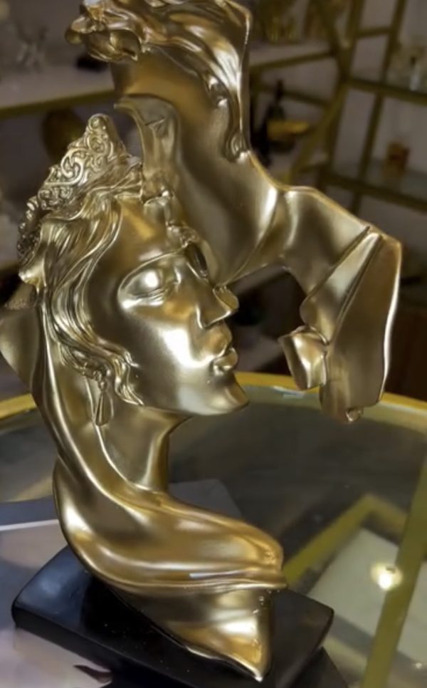 KISSING COUPLES DECO - Image 2