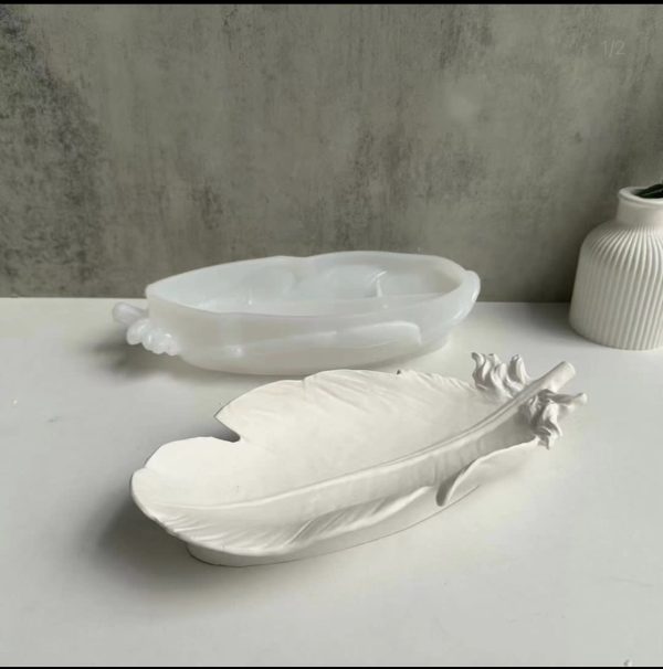 FEATHER PLATE SAUCER MOLD