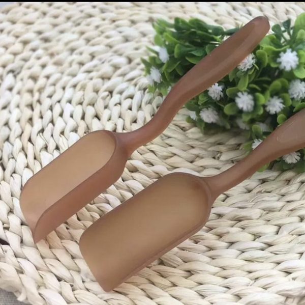 BROWN PLASTIC SHOVEL