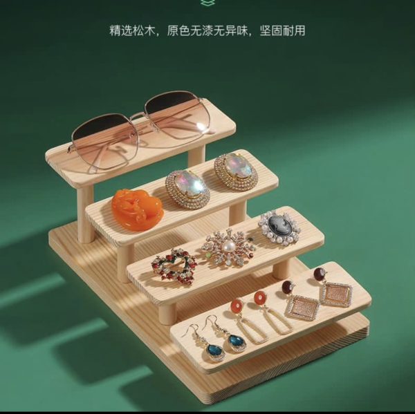 4 STEP WOODEN DISPLAY RACK - Image 3