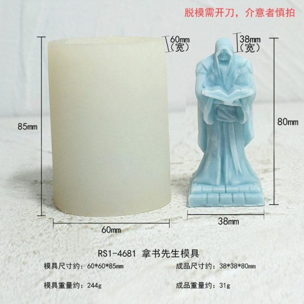 MR BOOK MOLD
