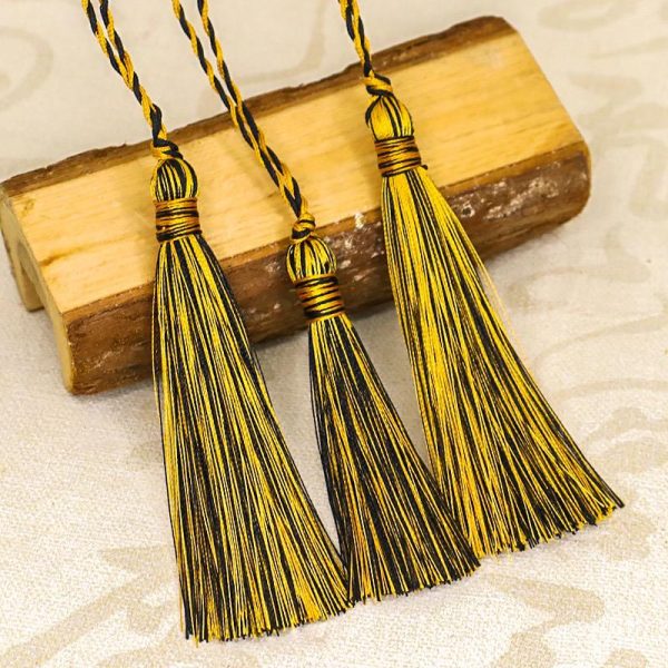 Gold&black tassel