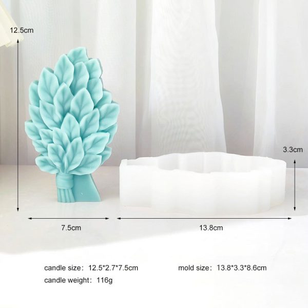 LEAF BUNCH MOLD