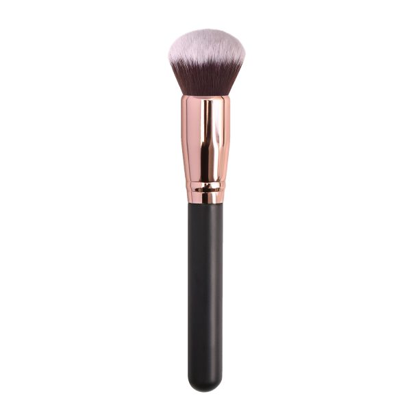 MAKE UP BRUSH
