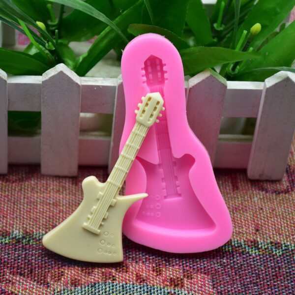 Guitar mold