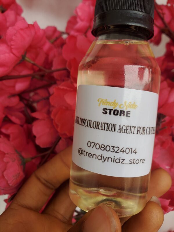 Anti-Discoloration Agent For Candle