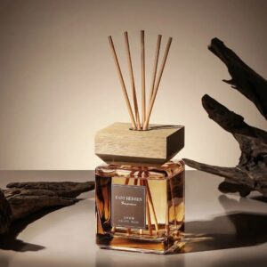 LULU LIGHT AMBER DIFFUSER BOTTLE 500ML